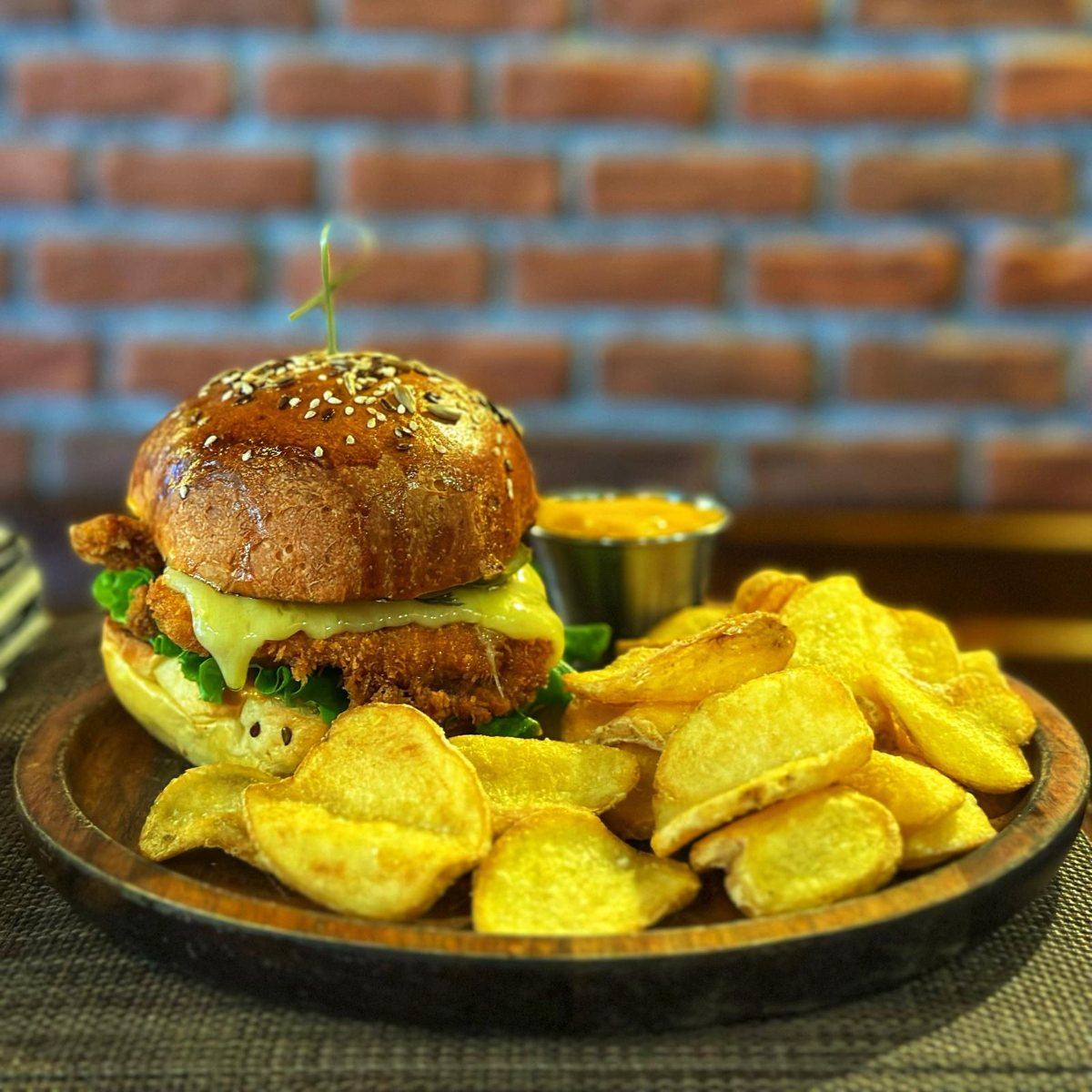 Crispy Chicken Ranch Burger
